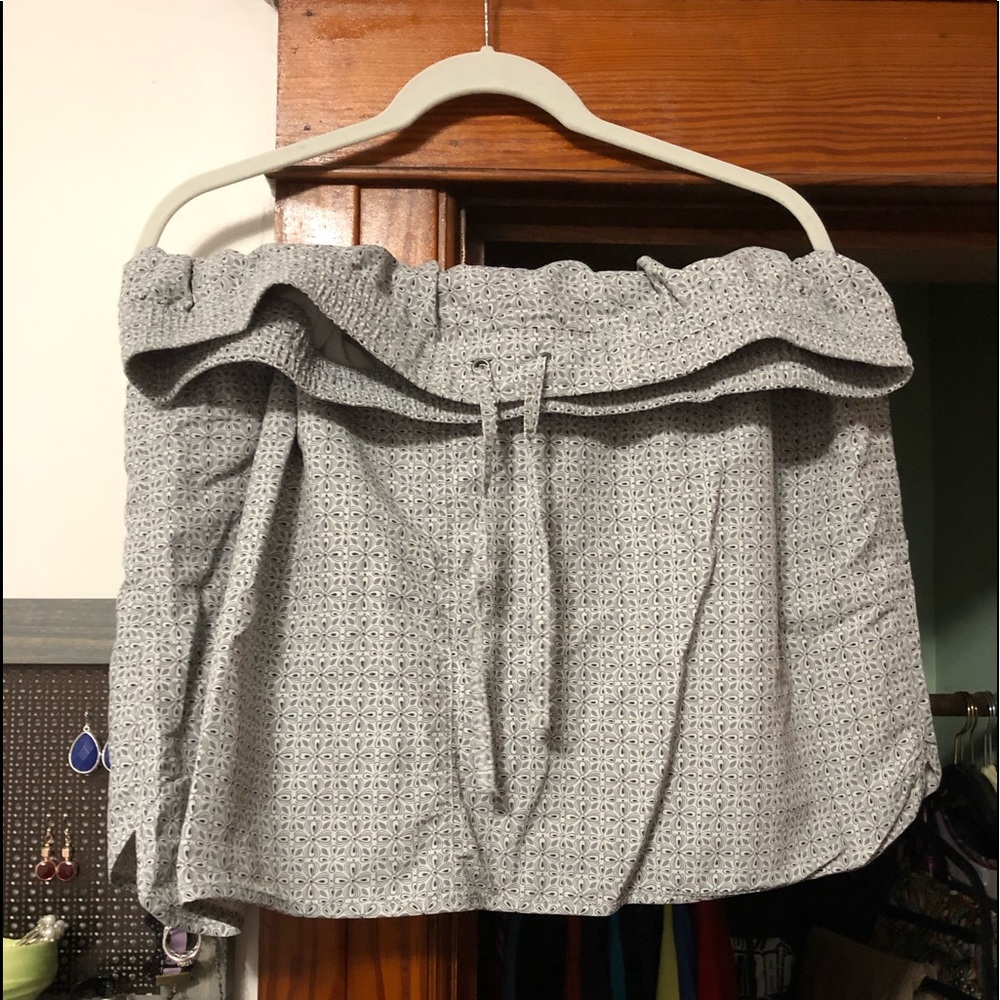 Deluth skort